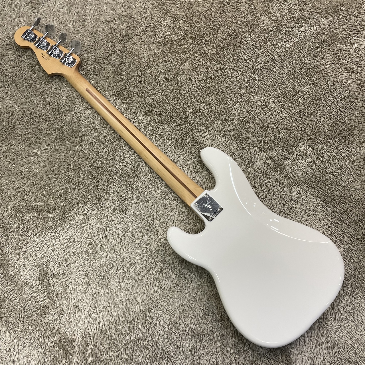 Fender Player Precision Bass Polar White / Maple 【展示入替特価