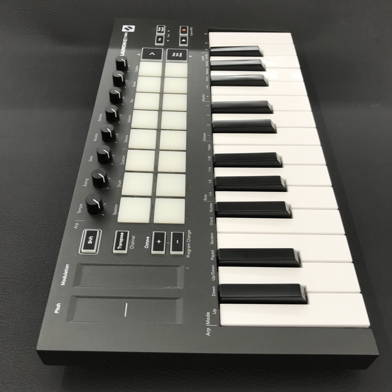 Novation Launchkey Mini MK3（中古）【楽器検索デジマート】