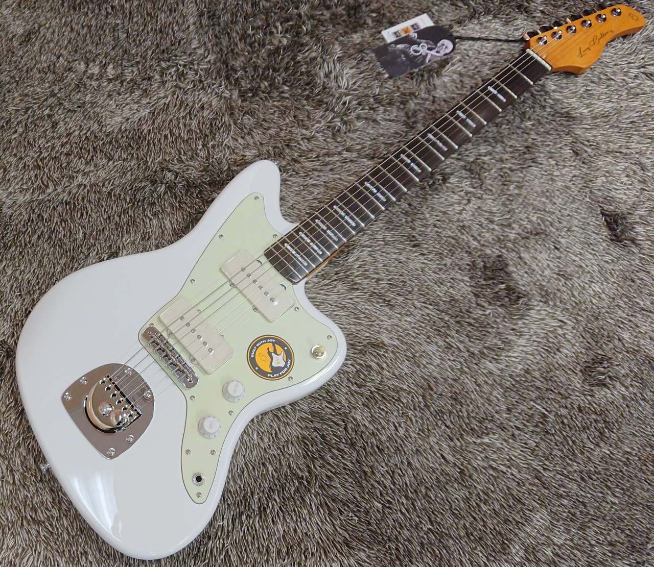 ギター Sire / Larry Carlton J5 WH Sire Larry Carlton J5 WH (White)（新品/送料無料）【楽器検索