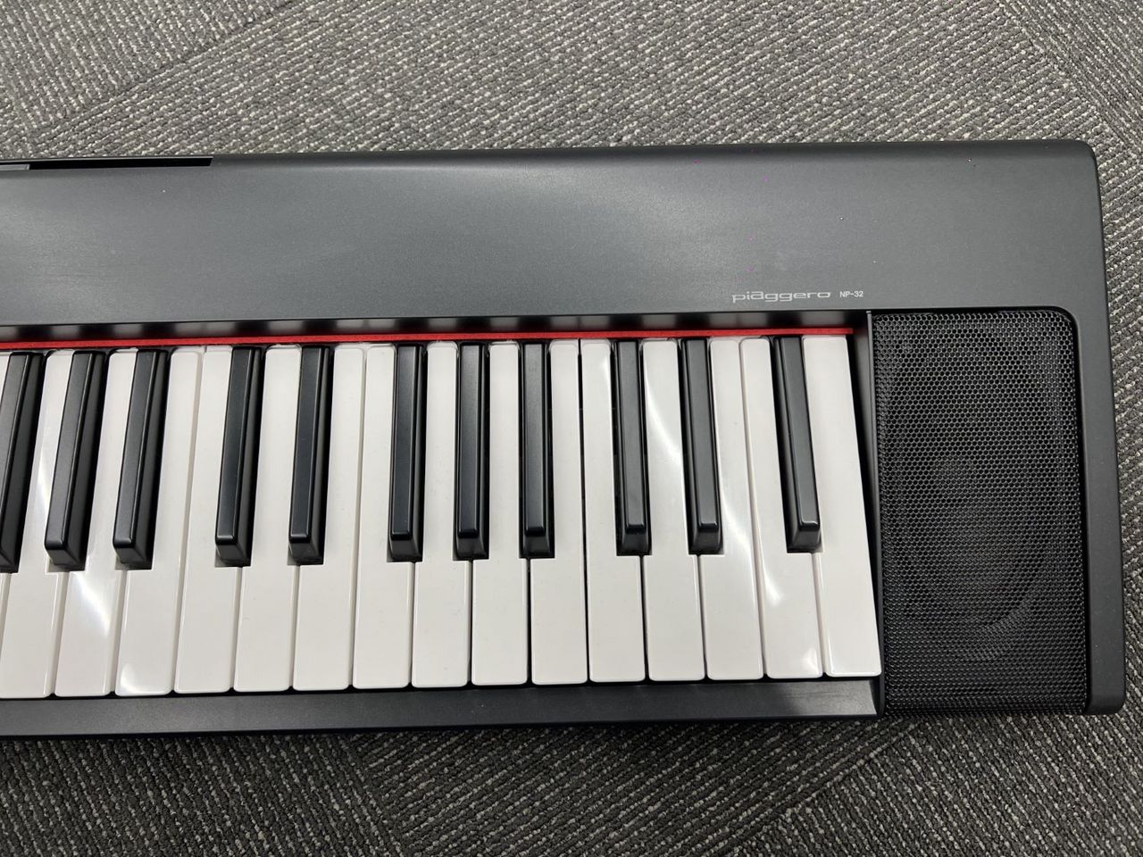 YAMAHA piaggero NP-32WH スタンド・椅子セット