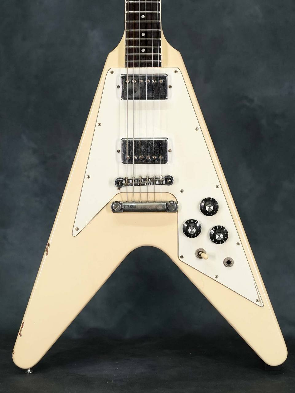 Gibson 1981 Flying V Polaris White（ビンテージ）【楽器検索デジマート】