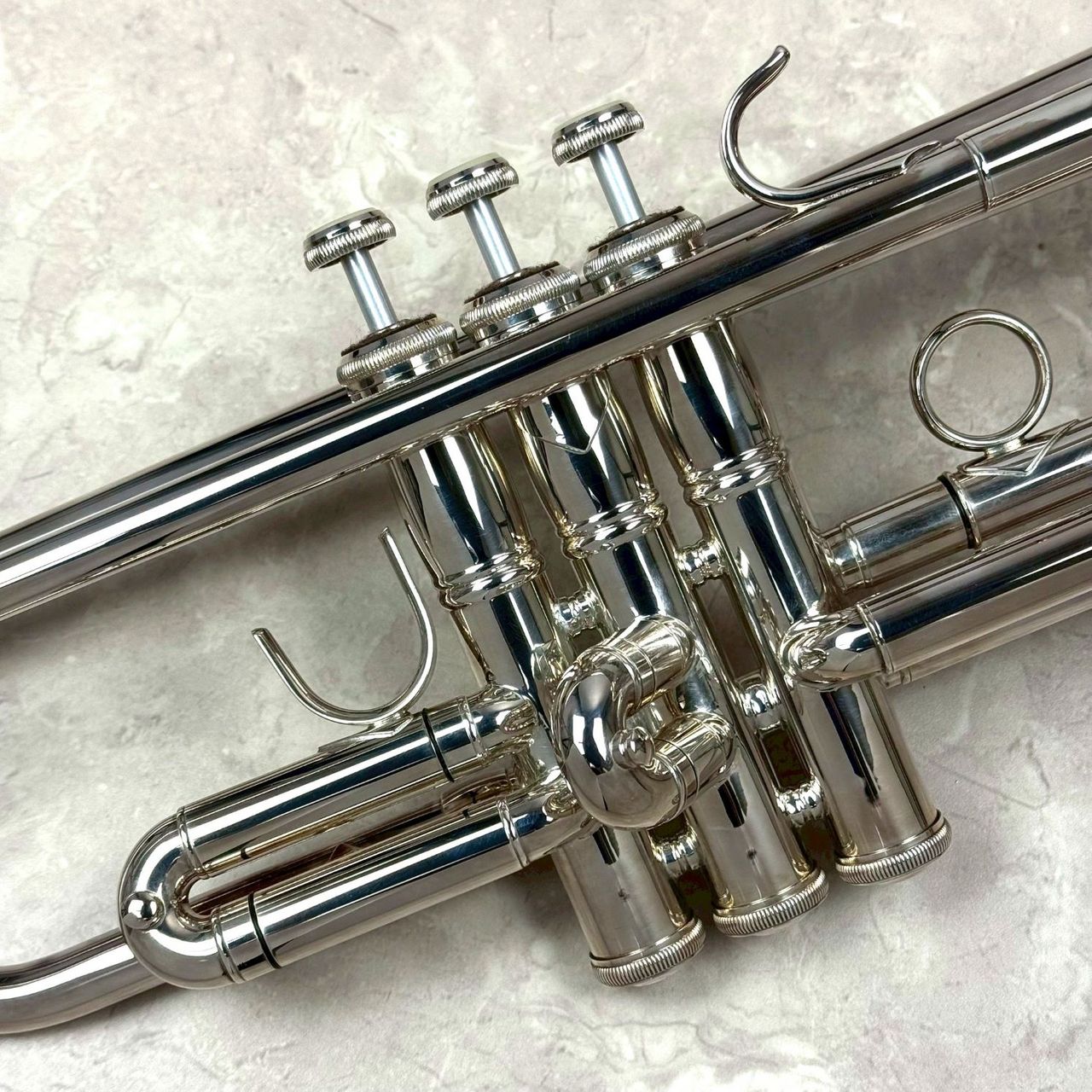 Bach TR400SP シルバープレート仕上げ B♭ トランペット（新品特価