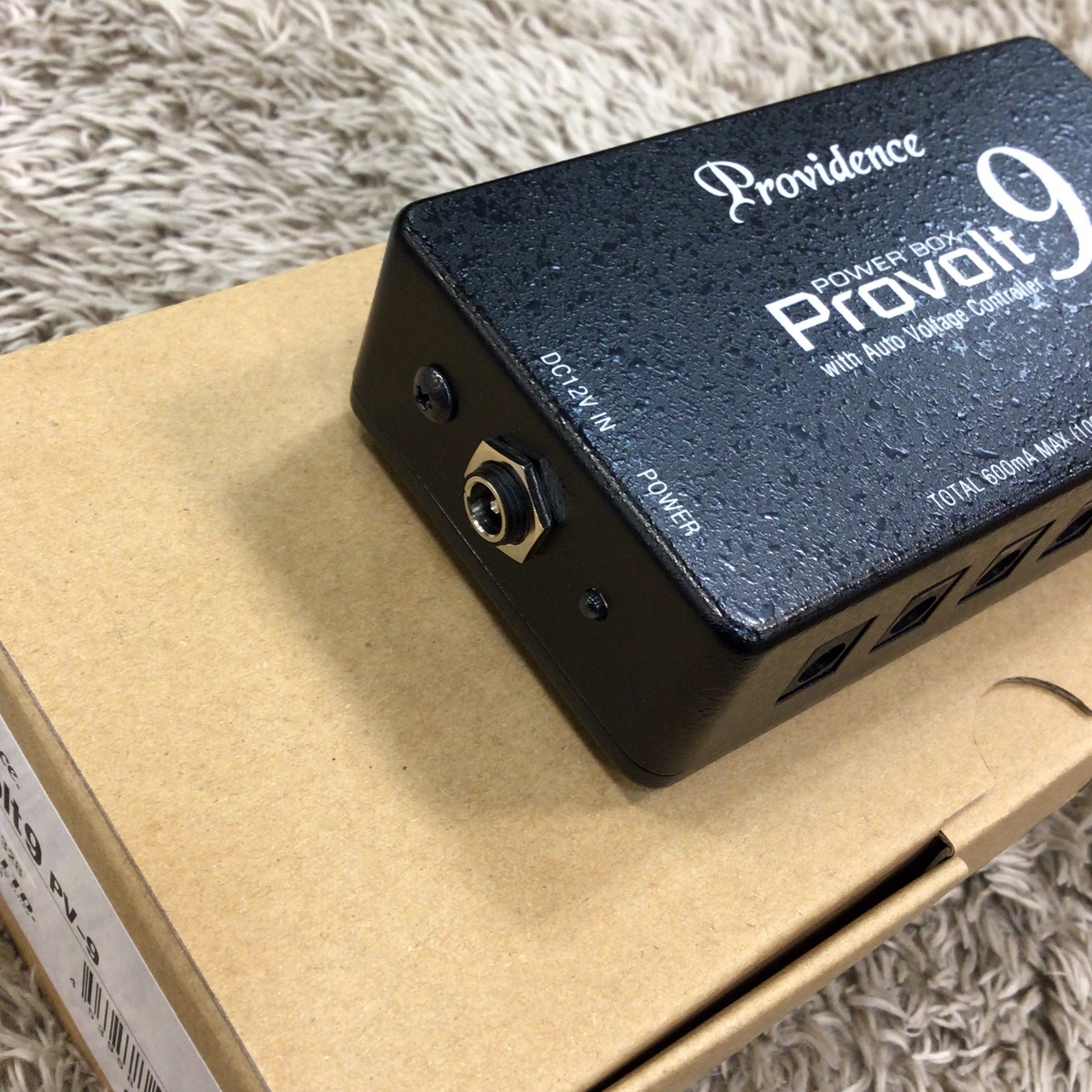 非常に良い)Providence PV-9 POWER BOX Provolt9 パワーサプライ-