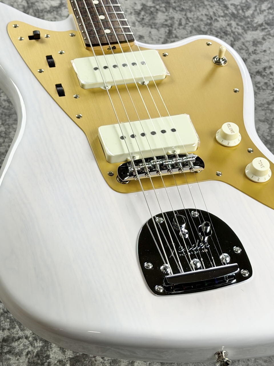 Fender Made in Japan Heritage 60s Jazzmaster -White Blonde