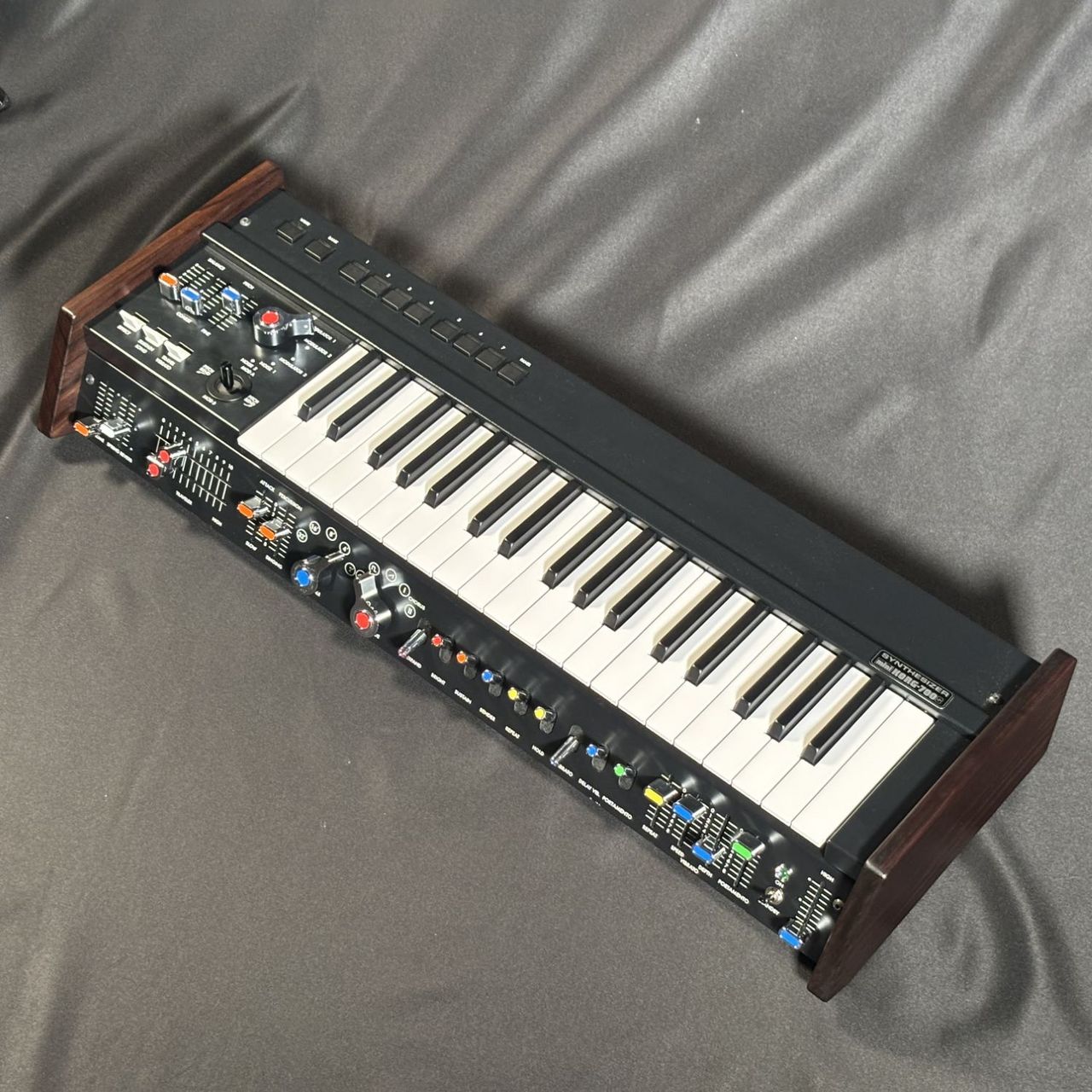 KORG miniKORG 700Sm 37鍵 スリム鍵盤 アナログシンセサイザーMINIKORG-700SM