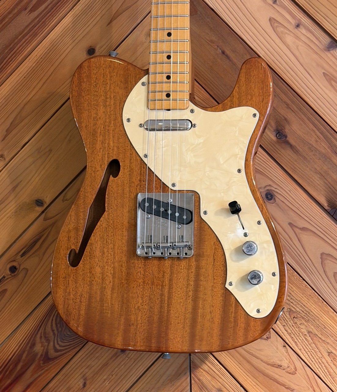 Fender Japan TN70-70 シンライン　ナチュラルマホガニー Fender Japan TN70-70 TELECASTER THINLINE TELECASTER / A SERIAL