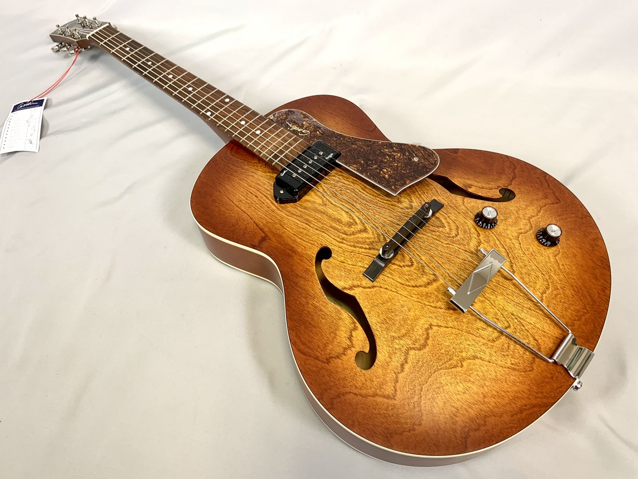 Godin Godin 5th Avenue Kingpin P90 Cognac Burst キングピン