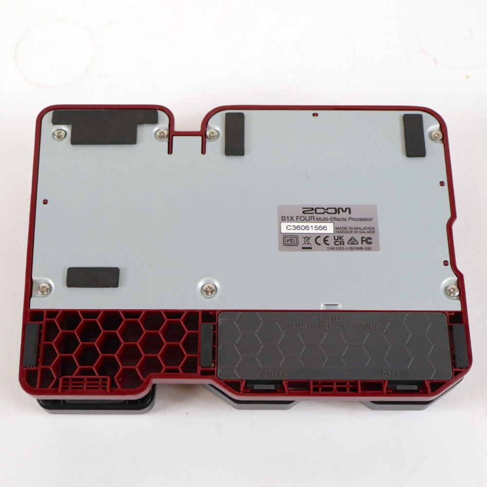 【中古】zoom B1X FOUR　ベース　マルチエフェクター B1 FOUR / B1X FOUR | ZOOM