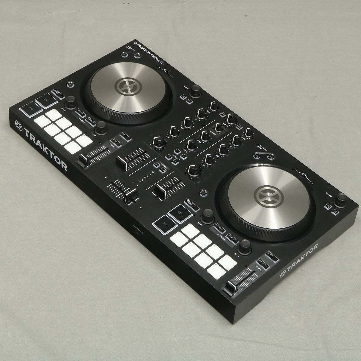 NATIVE INSTRUMENTS TRAKTOR KONTROL S2 MK3 【御茶ノ水本店】（中古