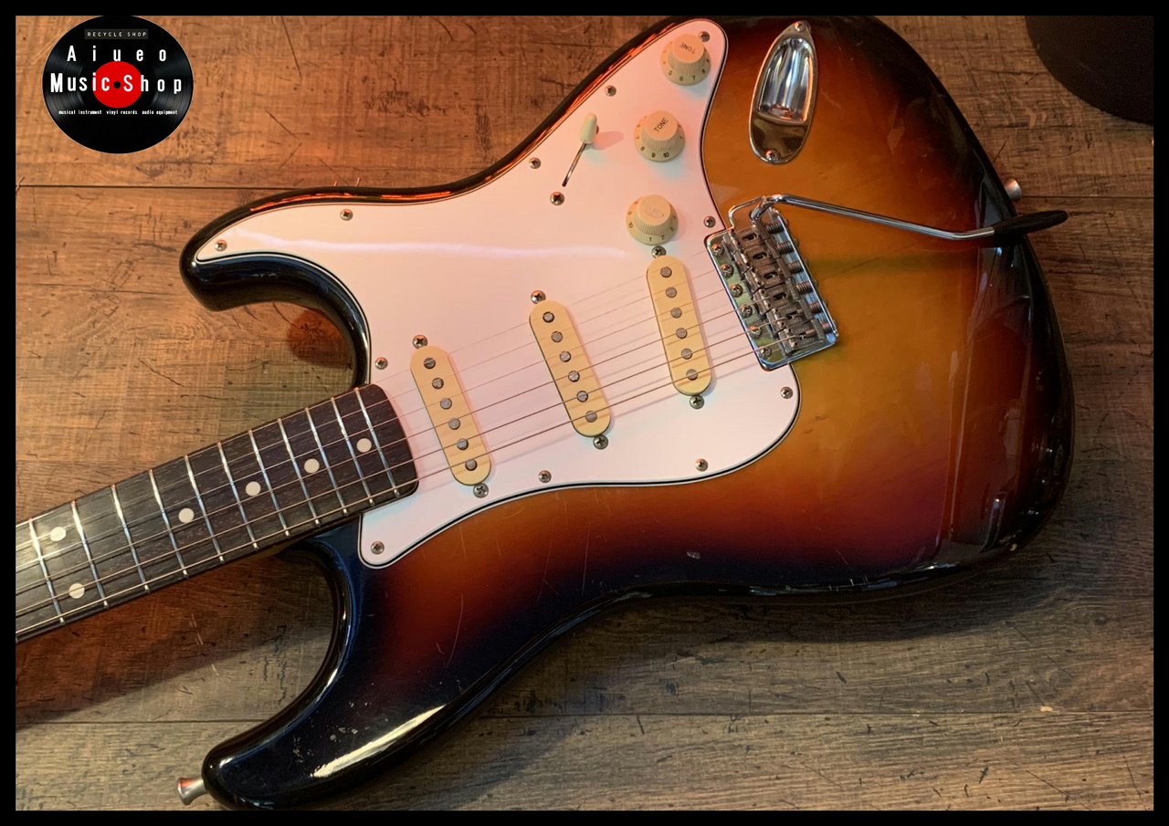 squier by fender SST-30 Eシリアル 日本製 ストラト Squier by Fender SST-30 VWH【Eシリアル】1980年代後半製 買取