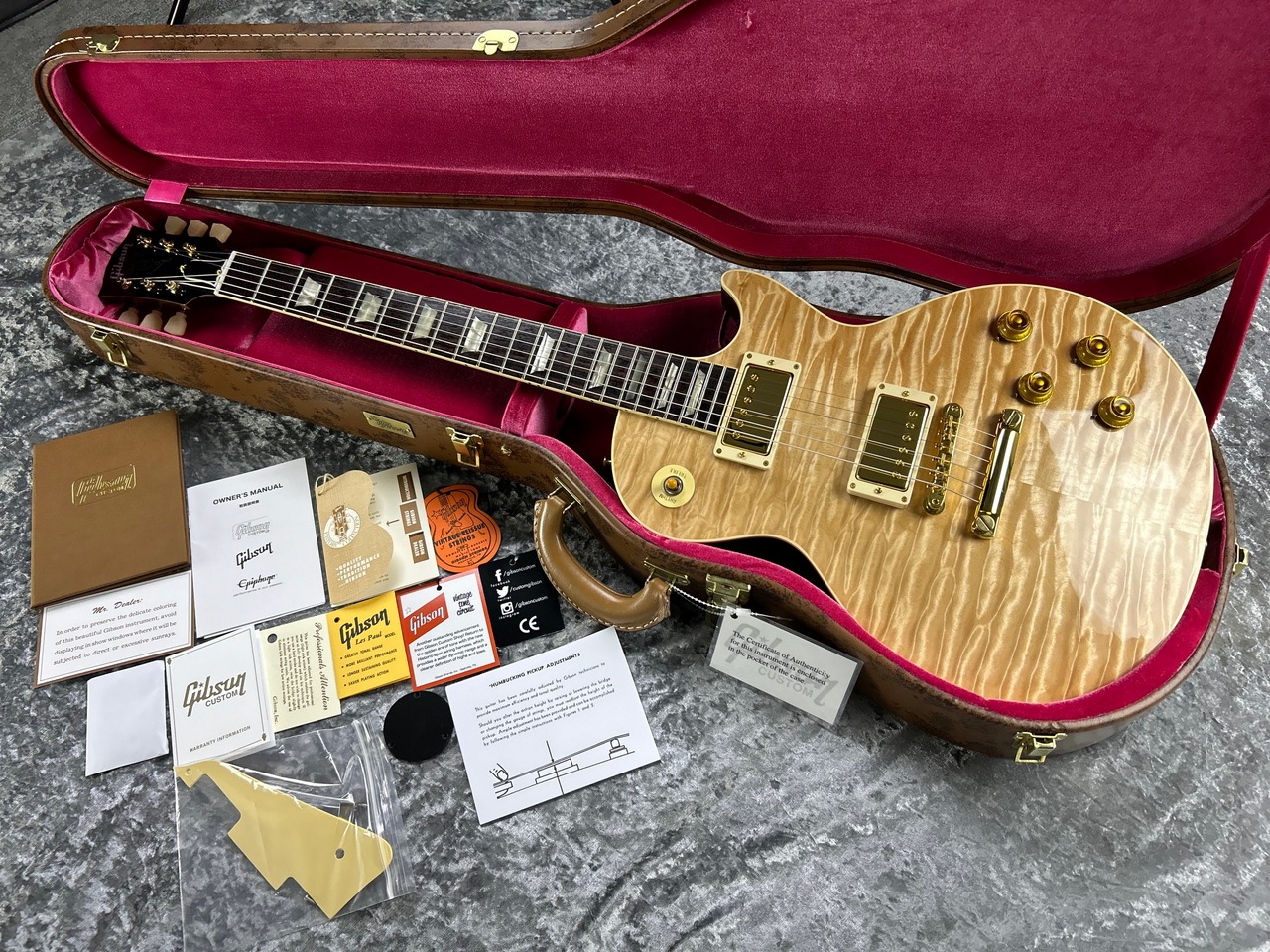 価格交渉ご自由に!ギター　キルトトップタイプ Gibson Custom Shop 【極上5Aキルト】1959 Les Paul Standard 5A