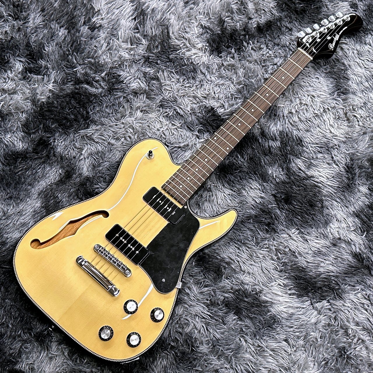 Bacchus / BARON-JAZZ NA /セミホロウ Bacchus BARON-JAZZ NA (バッカス バロン セミホロウ