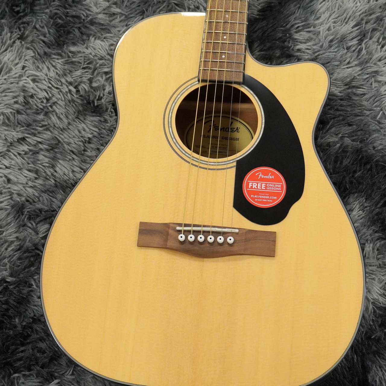 Fender Acoustics CC-60SCE Concert Natural【コンパクトサイズの
