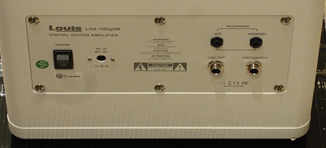 Louis LGA-15Digi デジタルギターアンプ 本体【美品】 Louis LGA-15 Digi White 【美品中古 !! 】 【多機能ギターアンプ