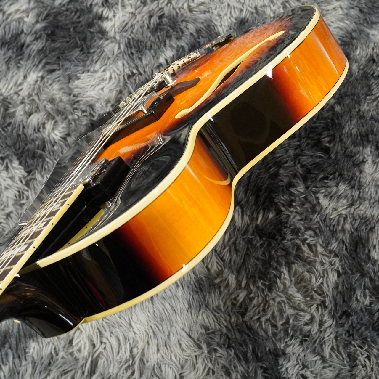 light　　　Ibanez Artcore AF75-BS フルアコ Ibanez Artcore AF75 - Vintage Sunburst | Sweetwater