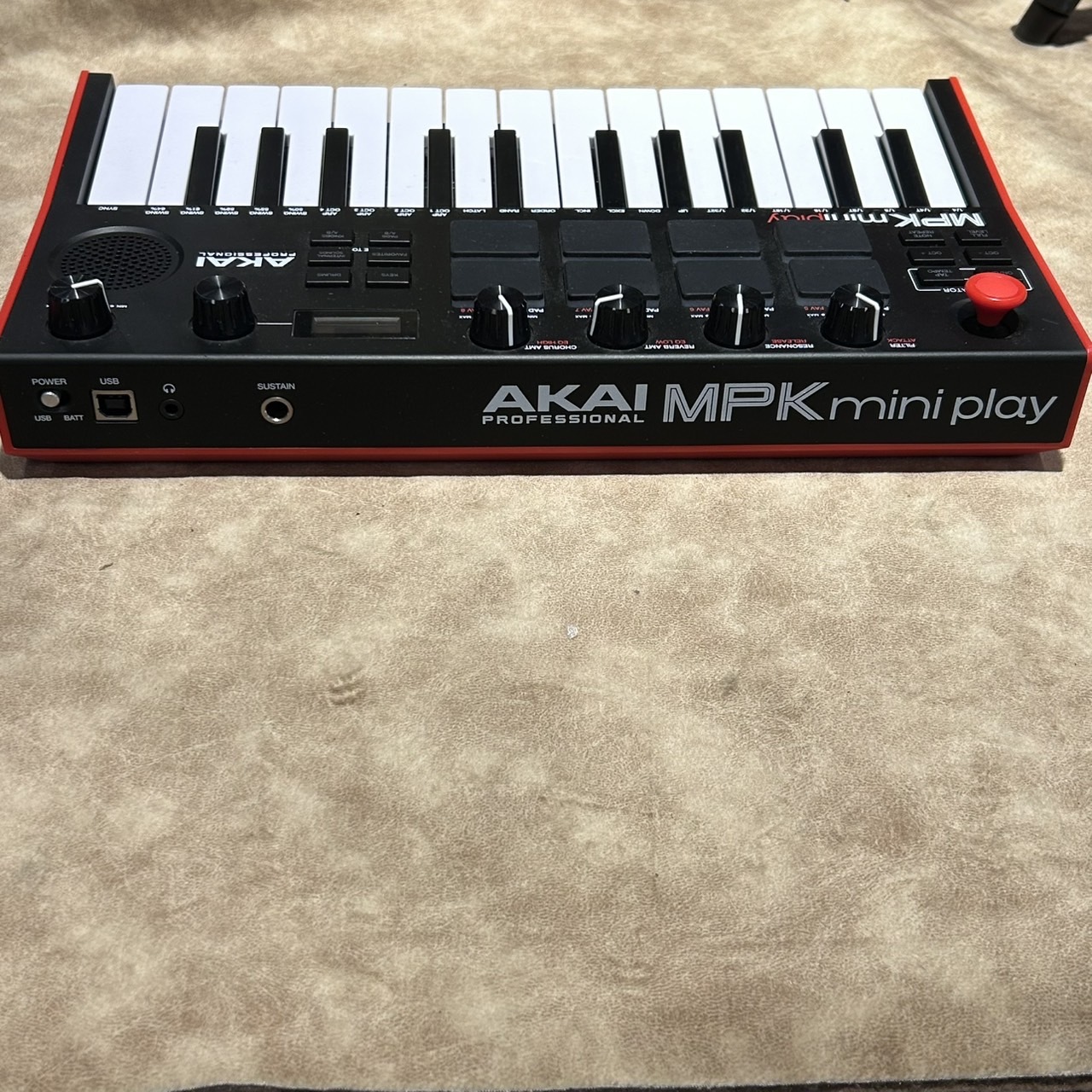 ＜AKAI MPK mini play＞中古 akai-mpk-mini-play-mk3-mini-