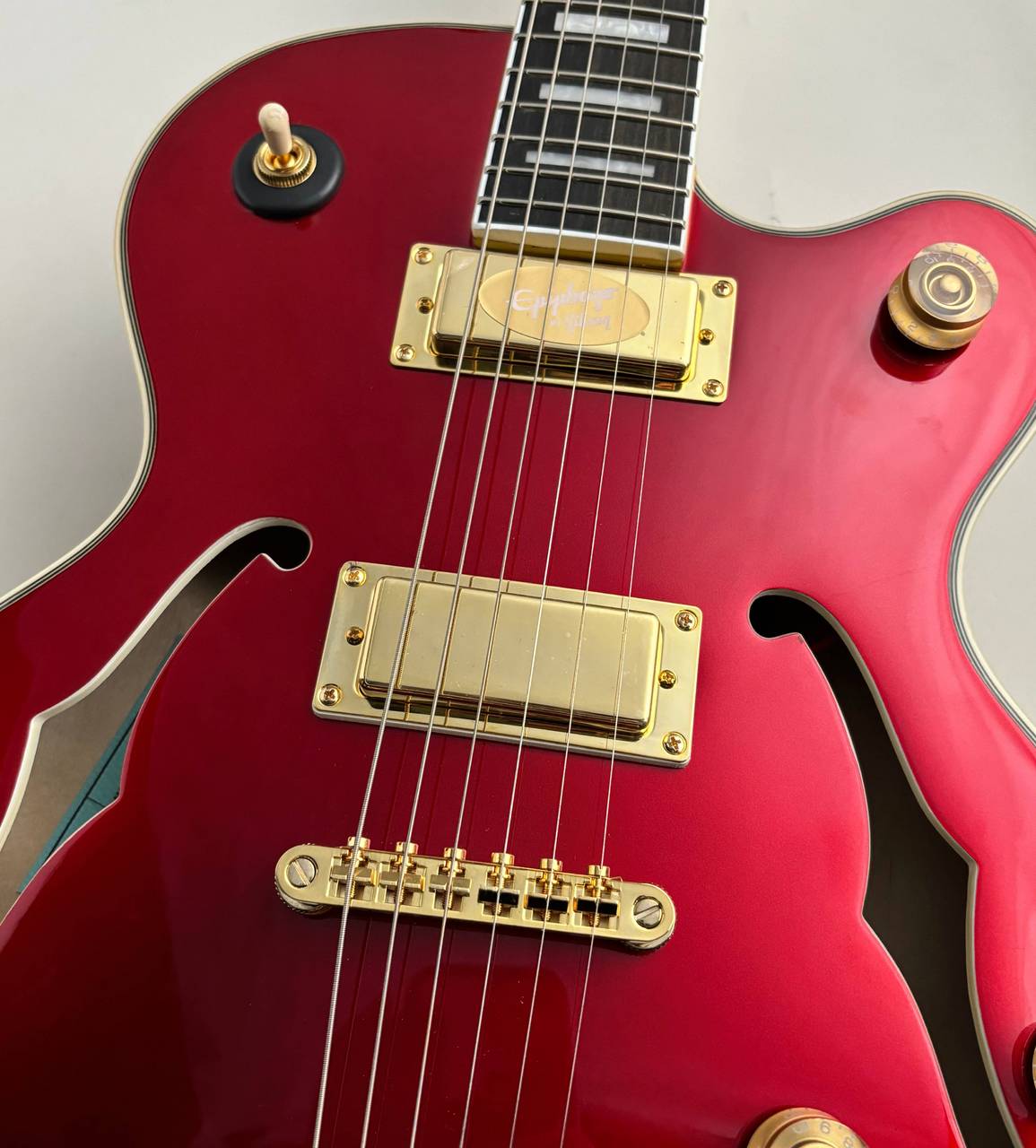 Epiphone UpTown Kat ES -Ruby Red Metallic- #23051510805 ≒3.34kg