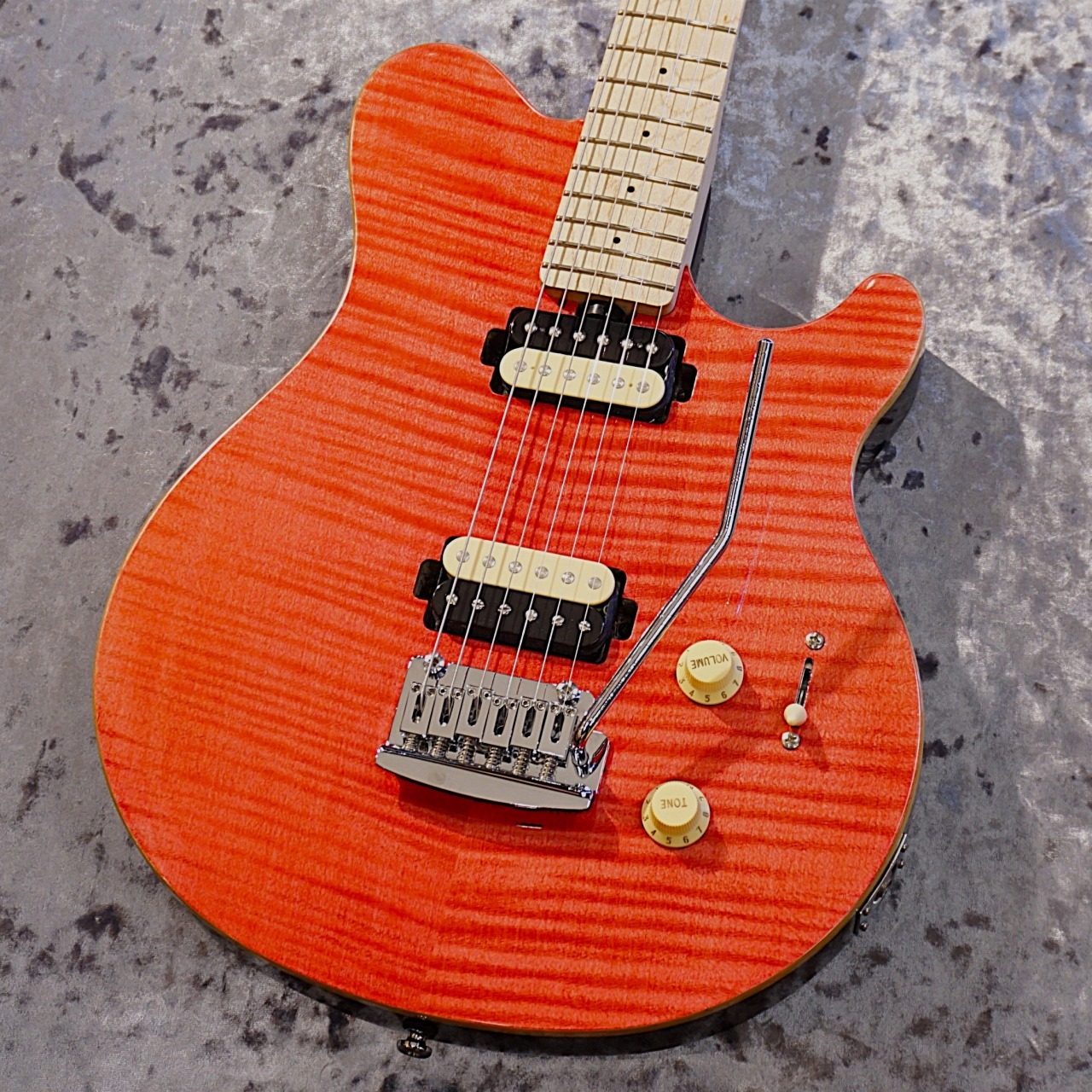 Sterling by MUSIC MAN 【USED】SUB AX3FM-STP-M1 Stain Pink [3.29kg