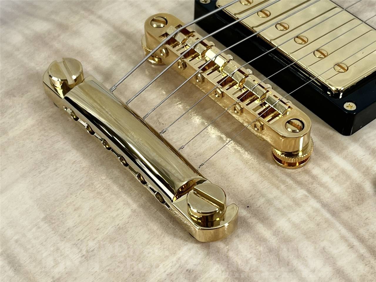EDWARDS E-MYSTIQUE ( See Thru White Sunburst )（新品/送料無料