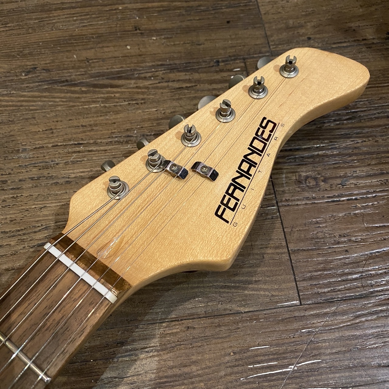 FERNANDES LE-1Z 3S Electric Guitar （中古/送料無料）【楽器検索