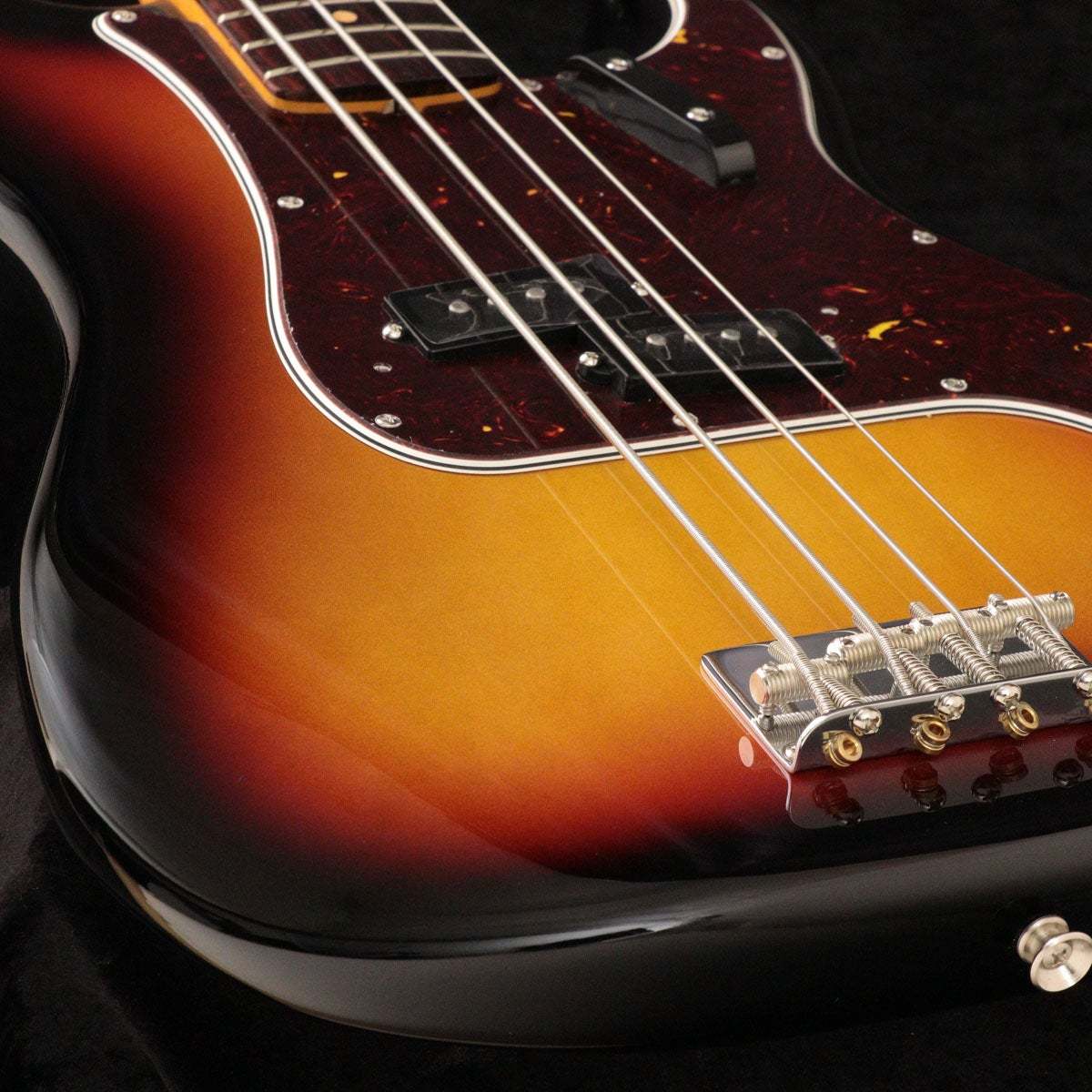 Fender American Vintage II 1960 Precision Bass 3-Color Sunburst