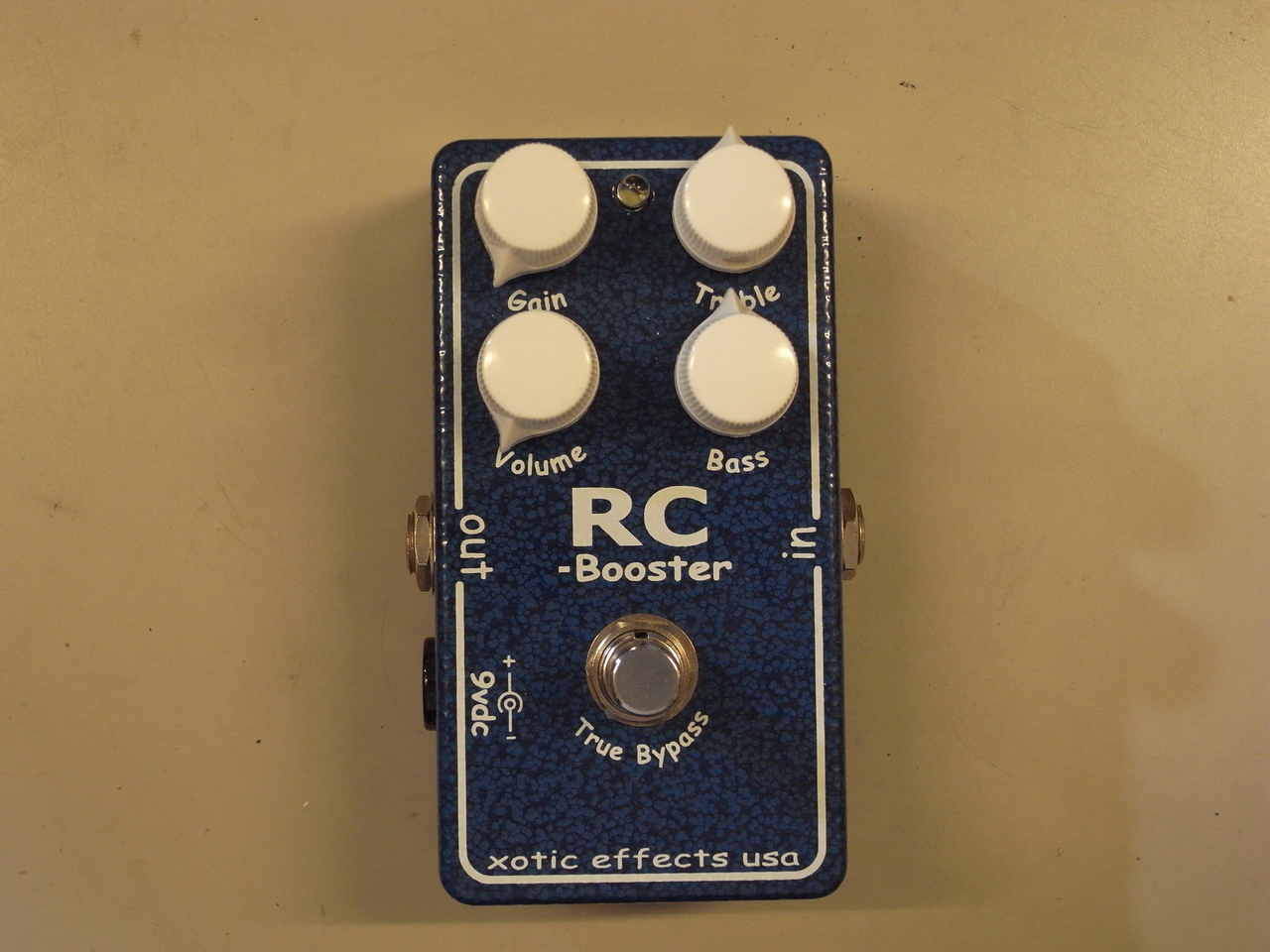 【PCI正規品】Xotic RC Booster V1 後期型 青LED【美品】 Xotic RC Booster BLUE（中古）【楽器検索デジマート】
