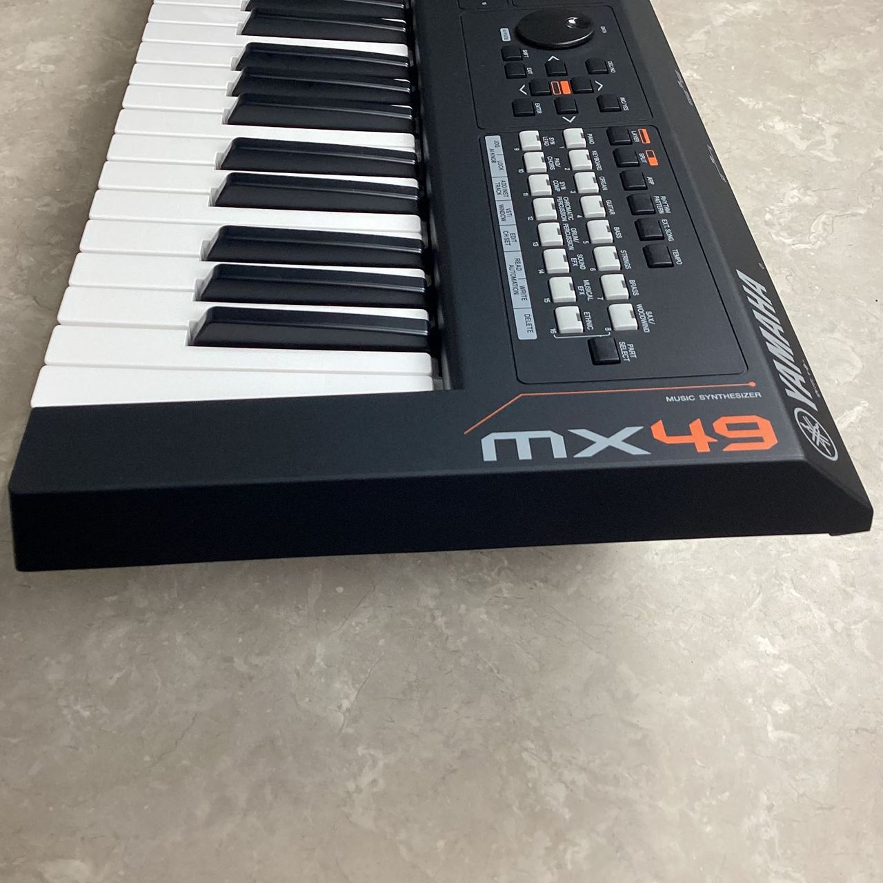 鍵盤楽器 YAMAHA MX49 MX49 49-Key Synthesizer - Yamaha USA