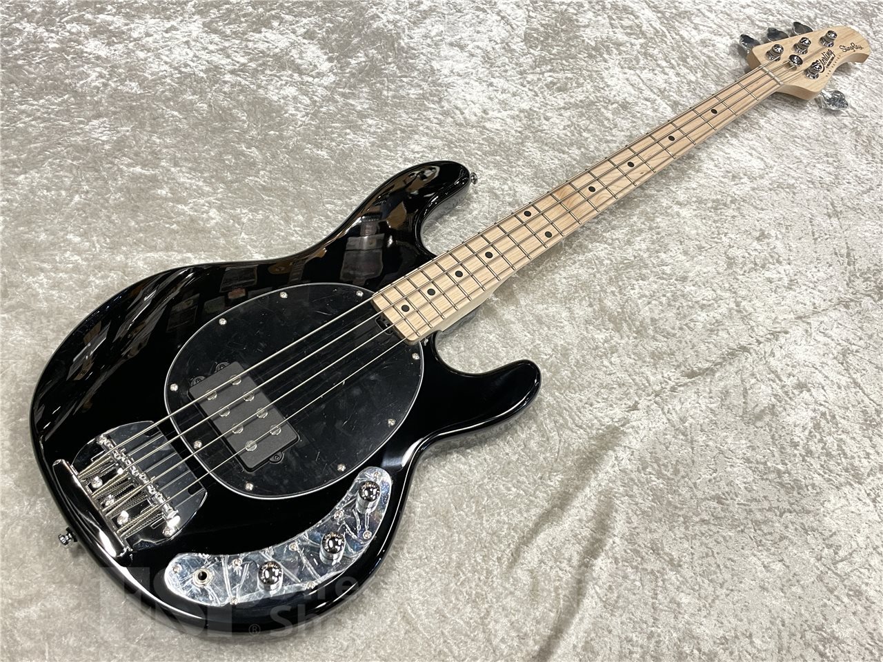 Sterling StingRay 4弦ベース ほぼ新品 Amazon | Sterling By Musicman SUB STINGRAY RAY4 WALNUT SATIN