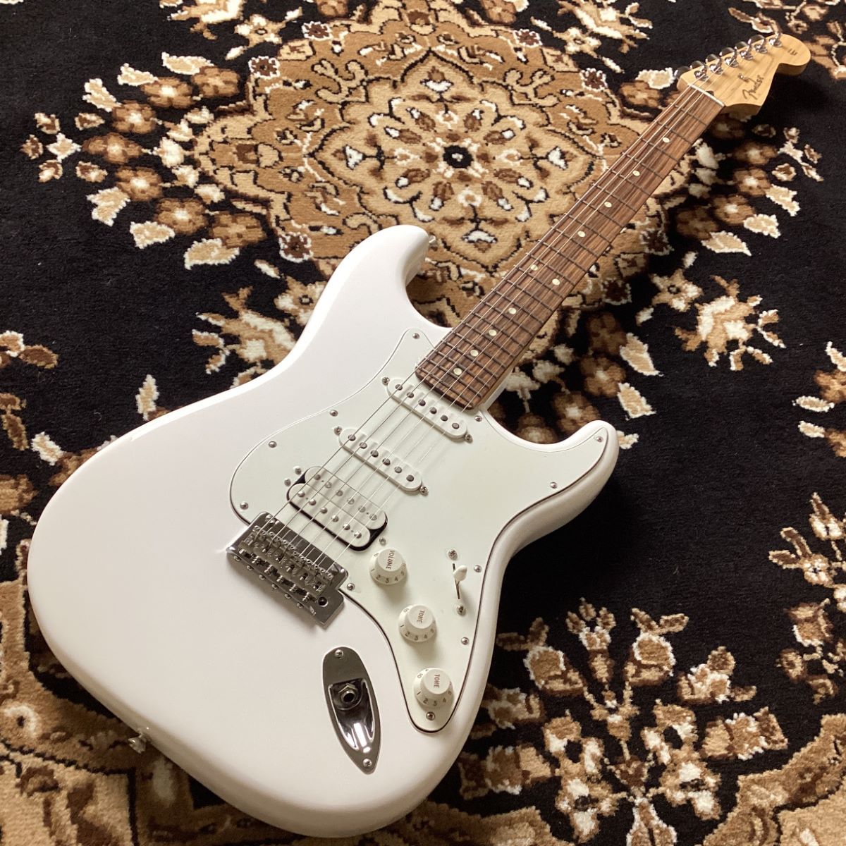 ネット公式店 Fender エレキギター Player Stratocaster? HSS， Pau