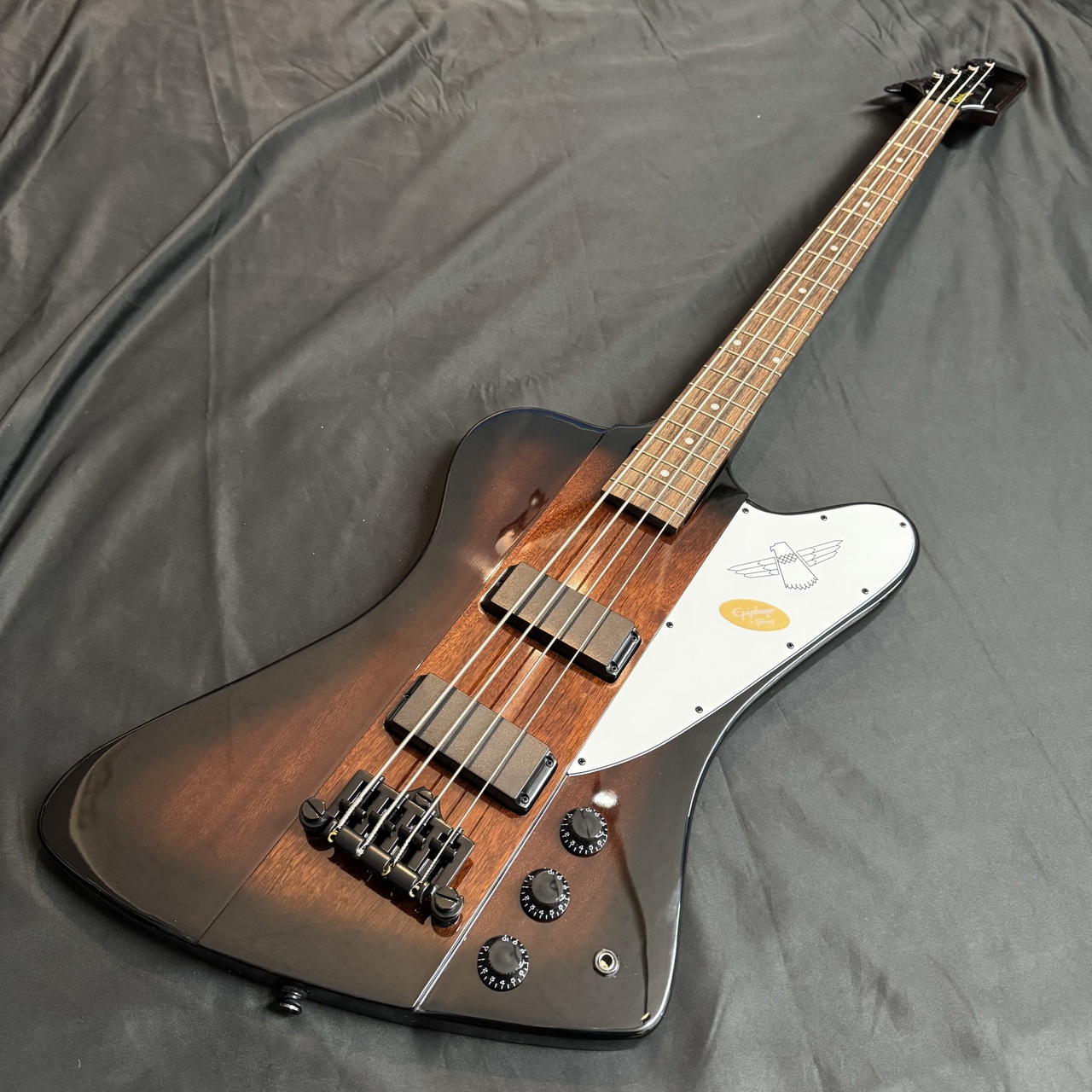 Epiphone Thunderbird (エピフォン エレキベース サンダーバード