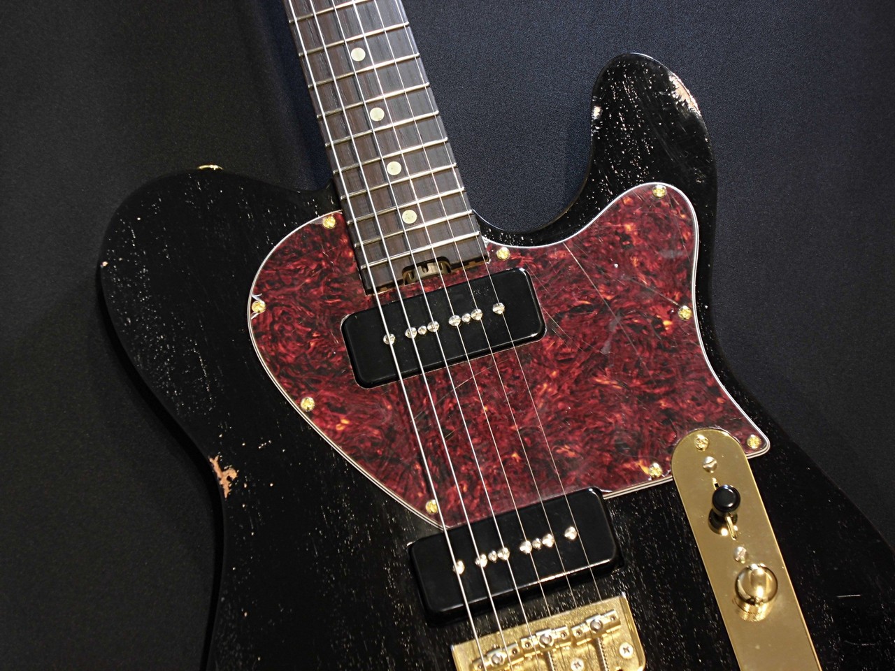 infinite Trad Fullsize T with Binding P-90 / Solid Black