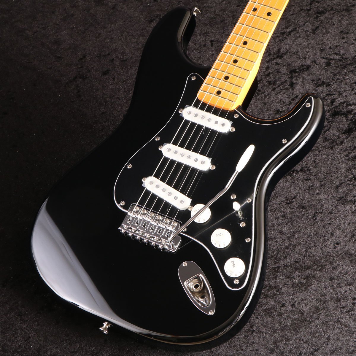 Fender ISHIBASHI FSR Made in Japan Traditional 70s Stratocaster 