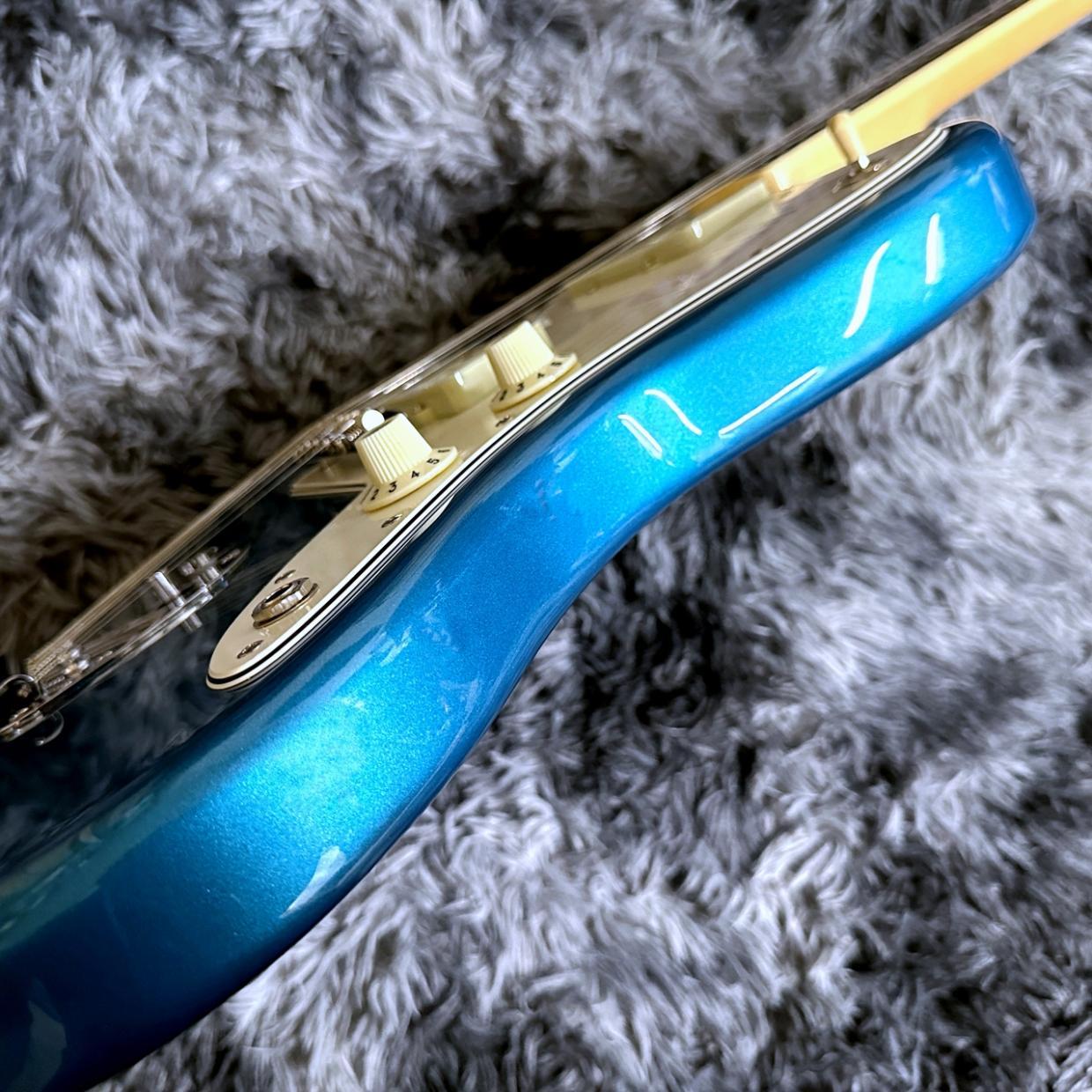 Fender Made in Japan Traditional Late 60s Jazzmaster Ocean