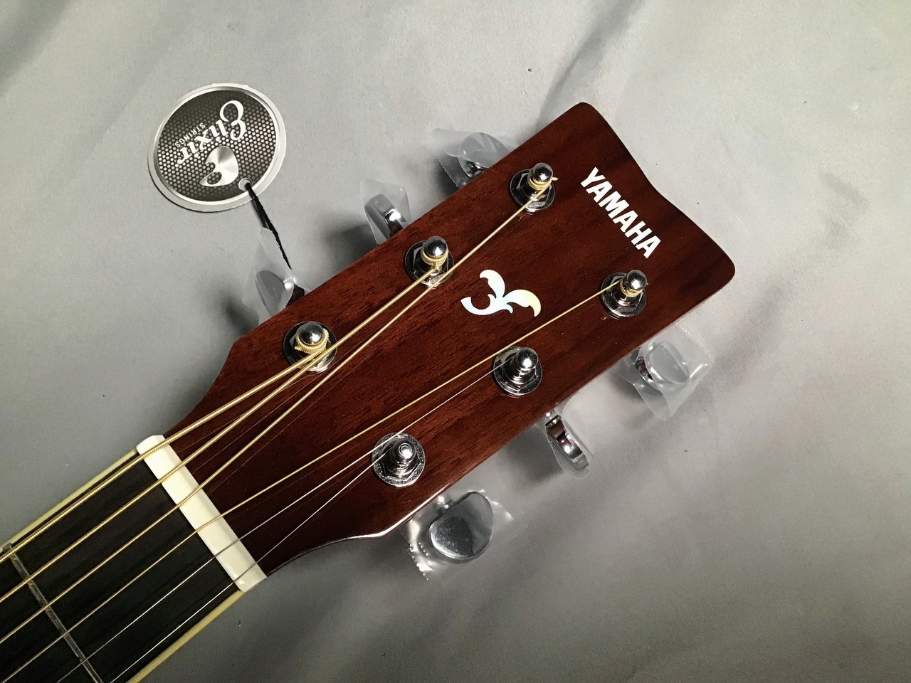 YAMAHA　Yamaha　FGC-TA　トランスアコースティックドレッドノートギター　ヴィンテージティント並行輸入　ギター
