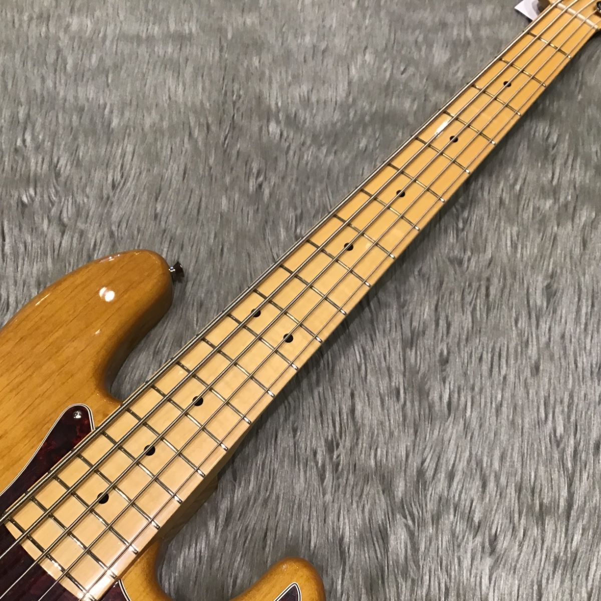 Fender Made in Japan Hybrid II Jazz Bass V Maple Fingerboard 5弦 