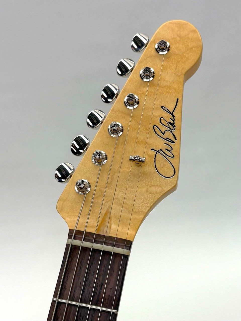 J.W.Black Guitars JWB-S -Black Soft Aged-【ハイエンドフロア在庫品