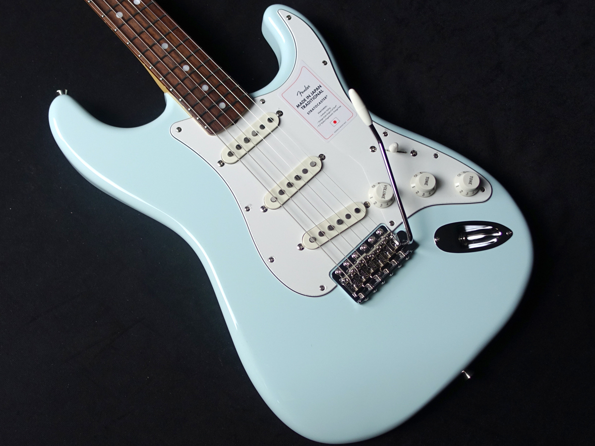 Fender Made in Japan Traditional Late 60s Stratocaster Sonic Blue