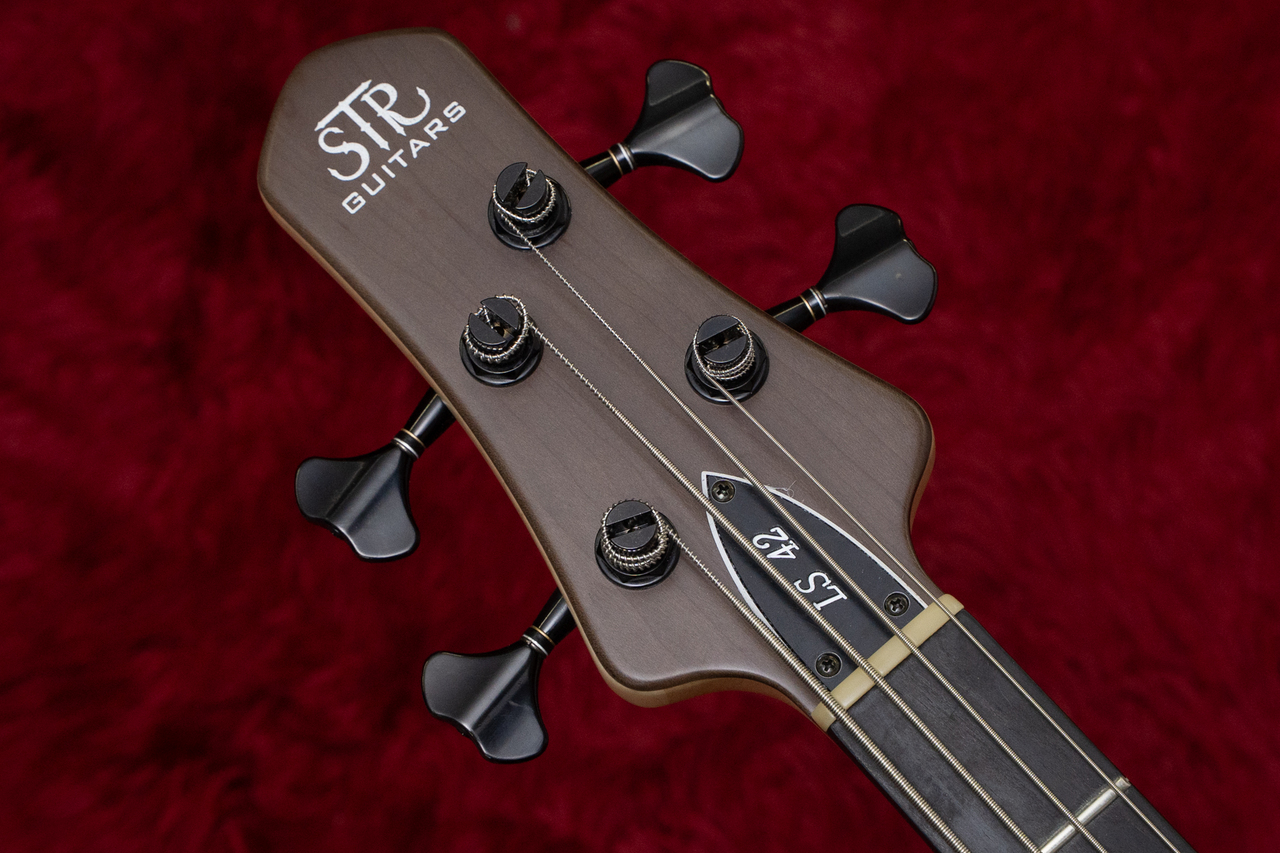 STR Sierra LS 42 4弦アクティブベース STR Sierra LS 42 4弦アクティブベース STR Sierra LS 42 4弦