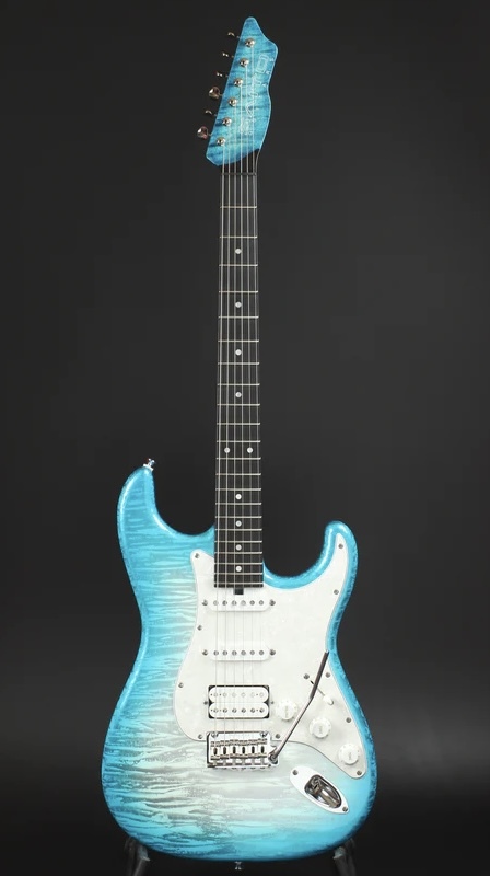 ☆MG4☆新品弦交換済☆美品☆BÙSKER'S ストラト ブルーM SSH☆ SAITO GUITARS 622CS BEYOND Blue Lotus #253268 【東京楽器博展示個体