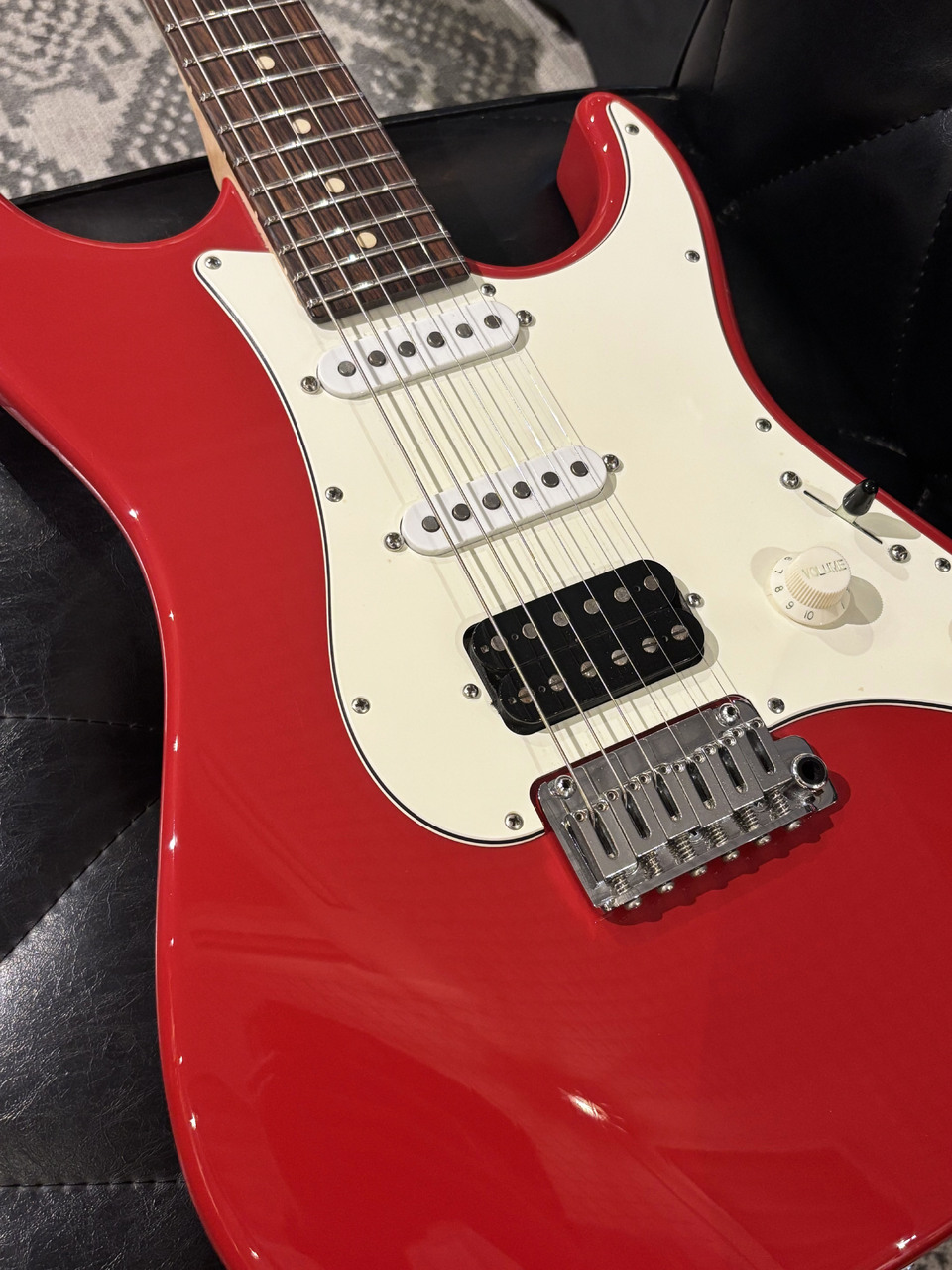 Suhr Standard SSH Dakota Red（中古）【楽器検索デジマート】