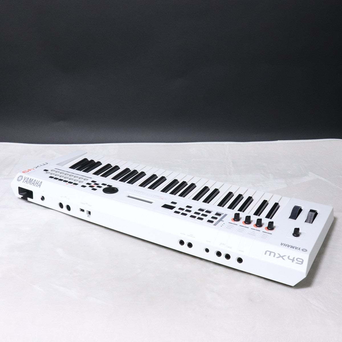 YAMAHA MX49 WH 【梅田店】（中古/送料無料）【楽器検索デジマート】