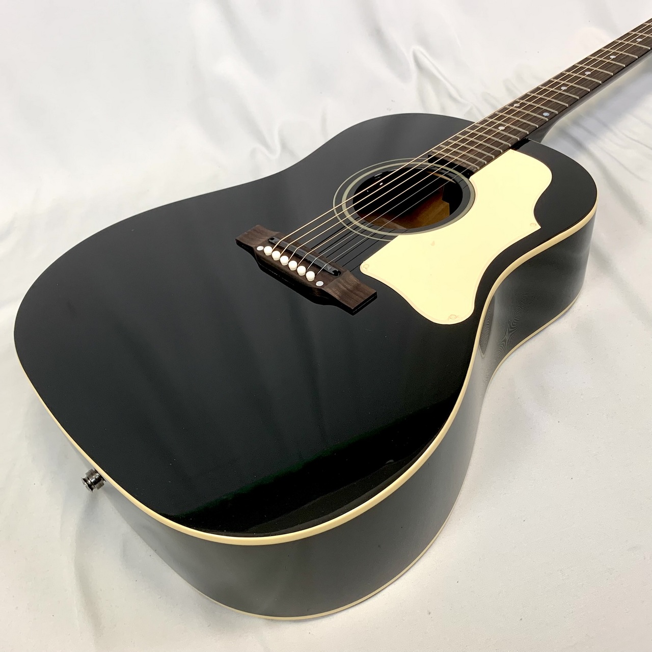 Epiphone Epiphone Inspired By Gibson Custom Kazuyoshi Saito J-45