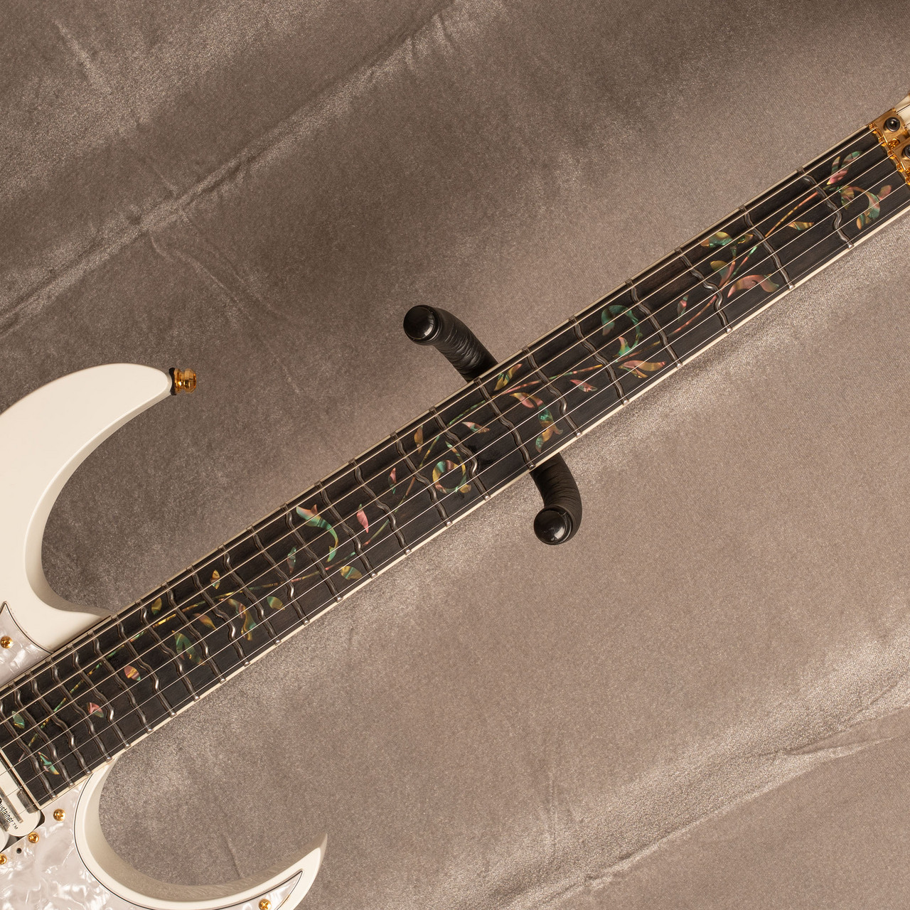 Ibanez JEM7V-WH Sustainer Mod with Texas Guitars TT Neck