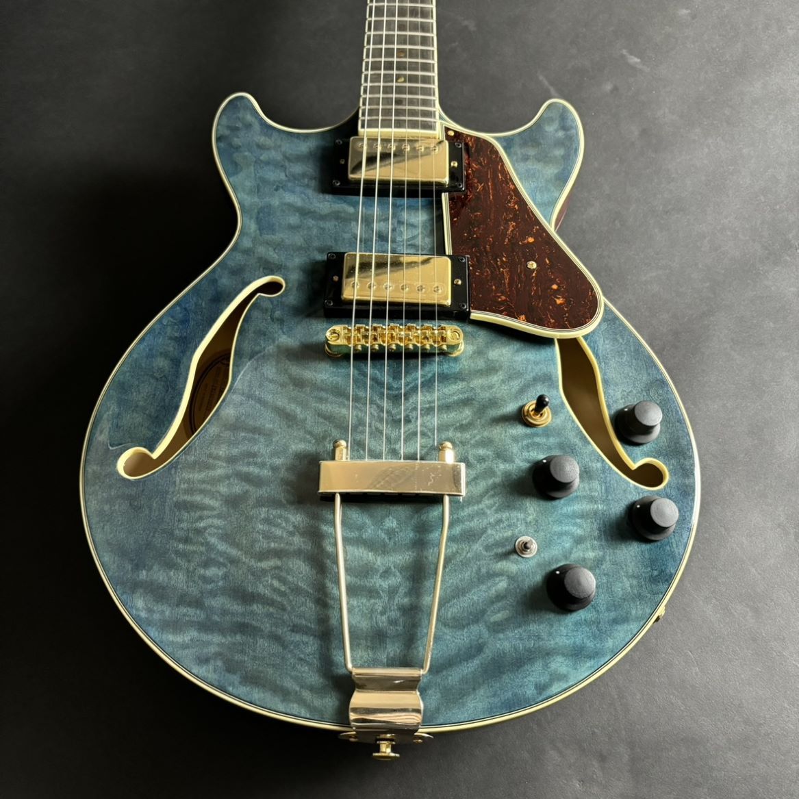 Ibanez AMH90QM TBL フルアコギター（新品/送料無料）【楽器検索