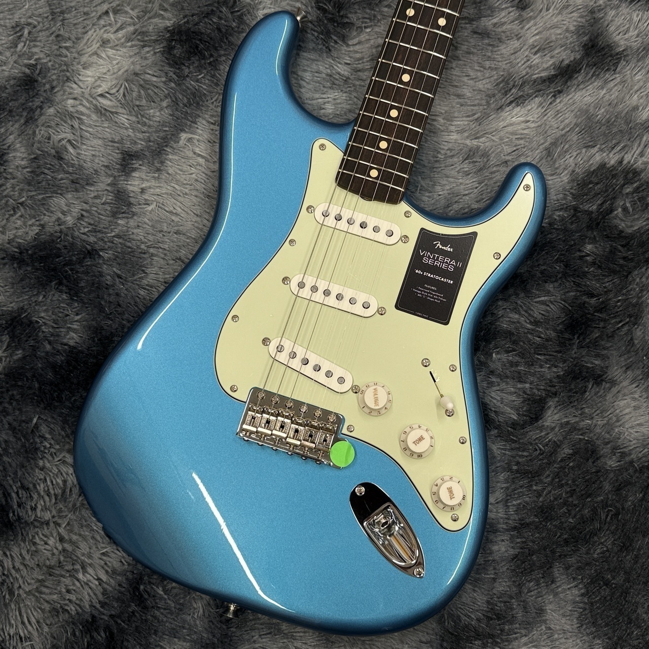 Fender Vintera II 60s Stratocaster / Lake Placid Blue【3.42kg