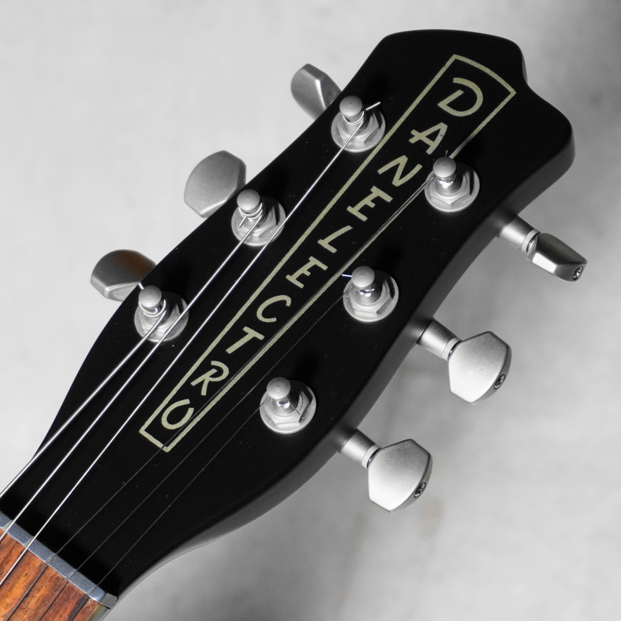 Danelectro Dano Pro Reissue Gold（中古）【楽器検索デジマート】