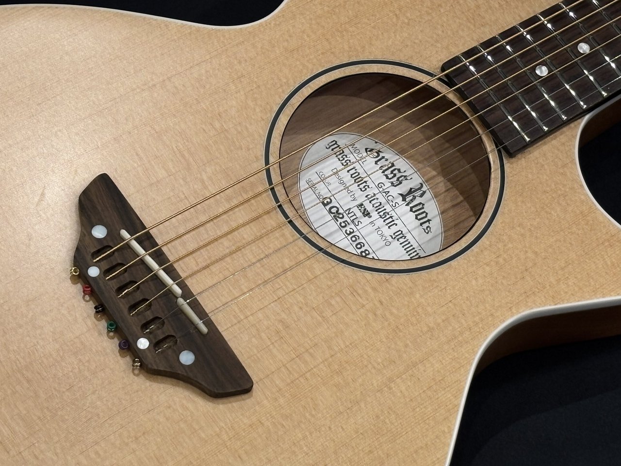 GrassRoots G-AC/S Natural Satin ピックアップ搭載 GrassRoots G-AC/S Natural Satin (ナチュラルサテン) エレアコギター