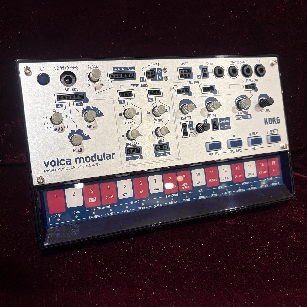 【中古】KORG volca modular シンセサイザー 美品】KORG volca modular シンセサイザー【最終価格】 【公式通販】