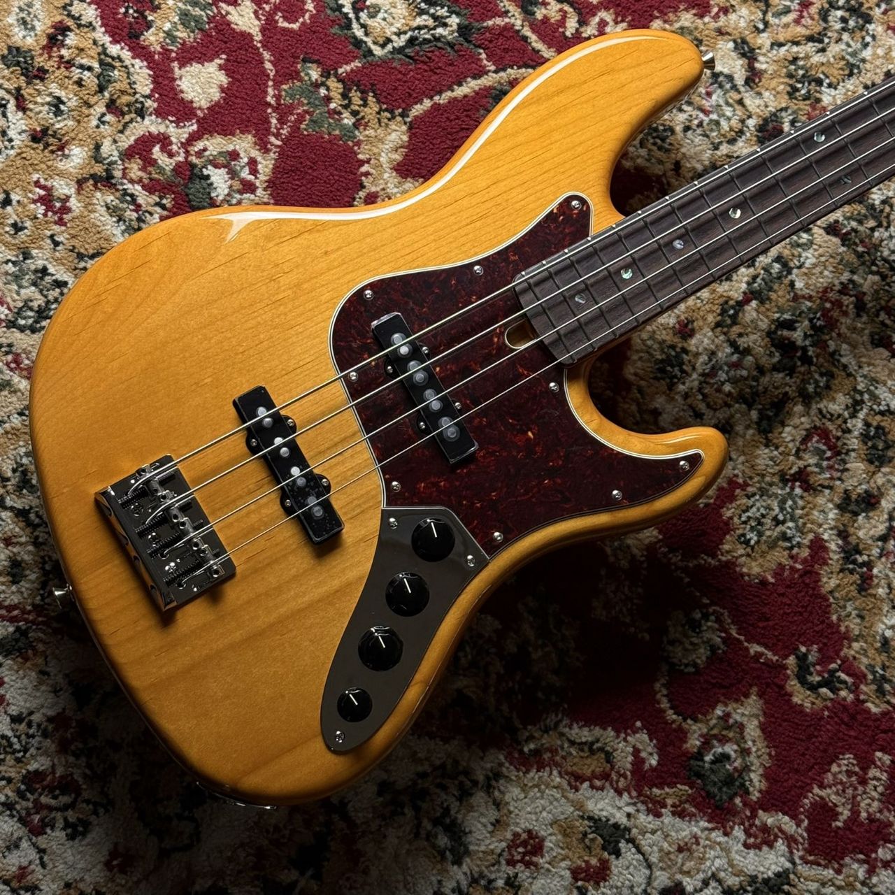 Fender Limited Active Modern Jazz Bass Vintage Natural 【3.92kg