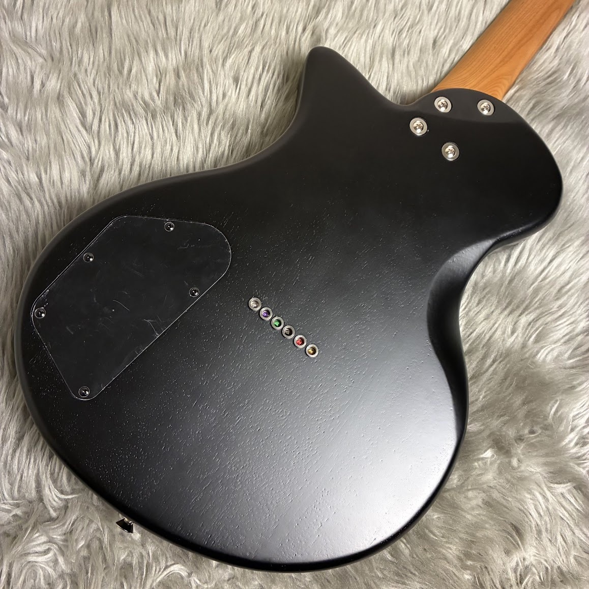 RYOGA HORNET Open Pore Black エレキギター ハムバッカー ベイクド